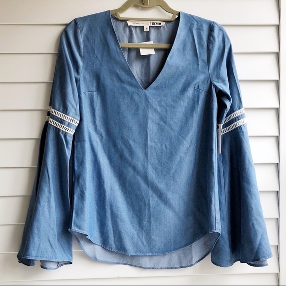 Lovers + Friends Bell Sleeve Chambray Top - Picture 4 of 8